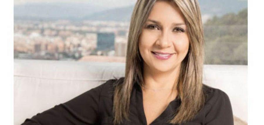 About the resignation of Vicky Davila de La FM and the case of ‘La Comunidad del Anillo’