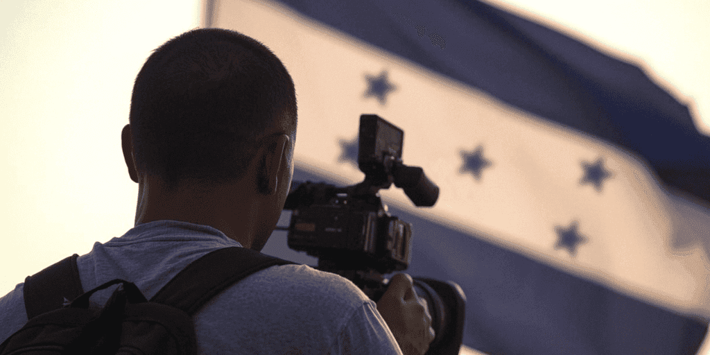 Misión de Observación de Libertad de Expresión alerta sobre riesgo a la prensa hondureña a un mes de las elecciones